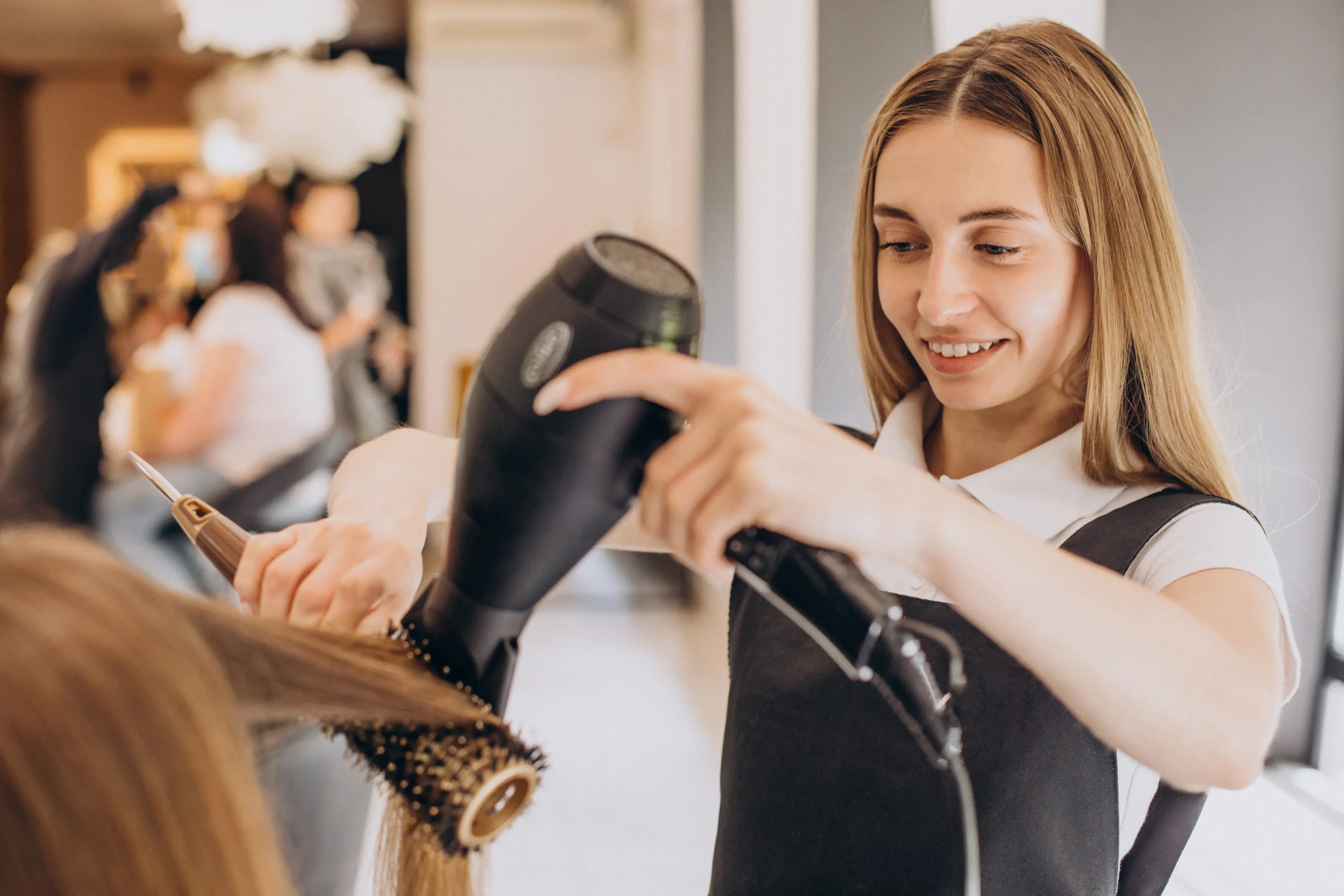 Complete_Guide_to_India's_Best_Hairdressing_Certifications_DINGG