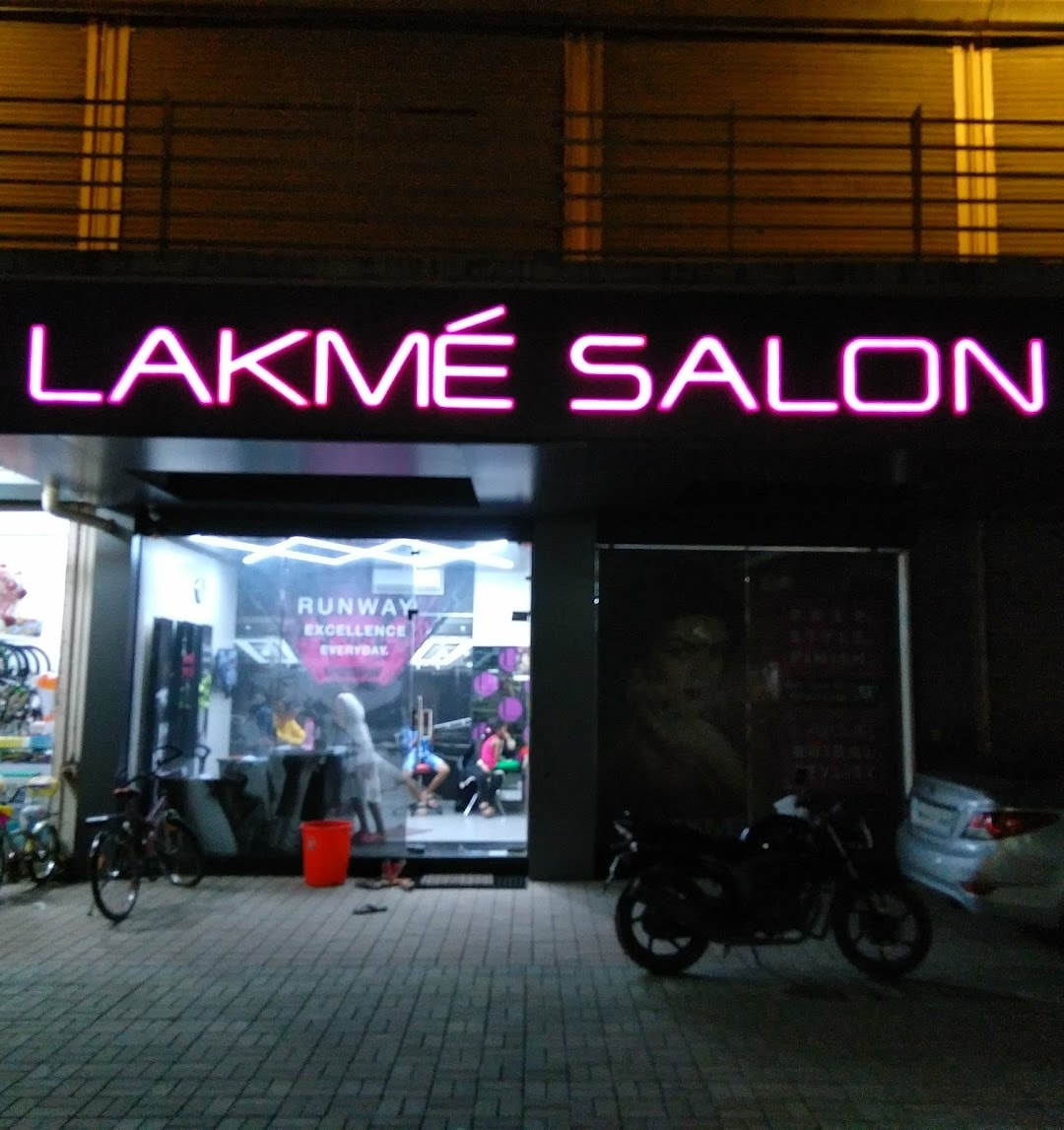 Salon Banner