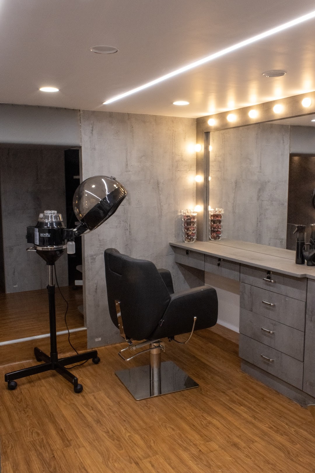 Salon Banner