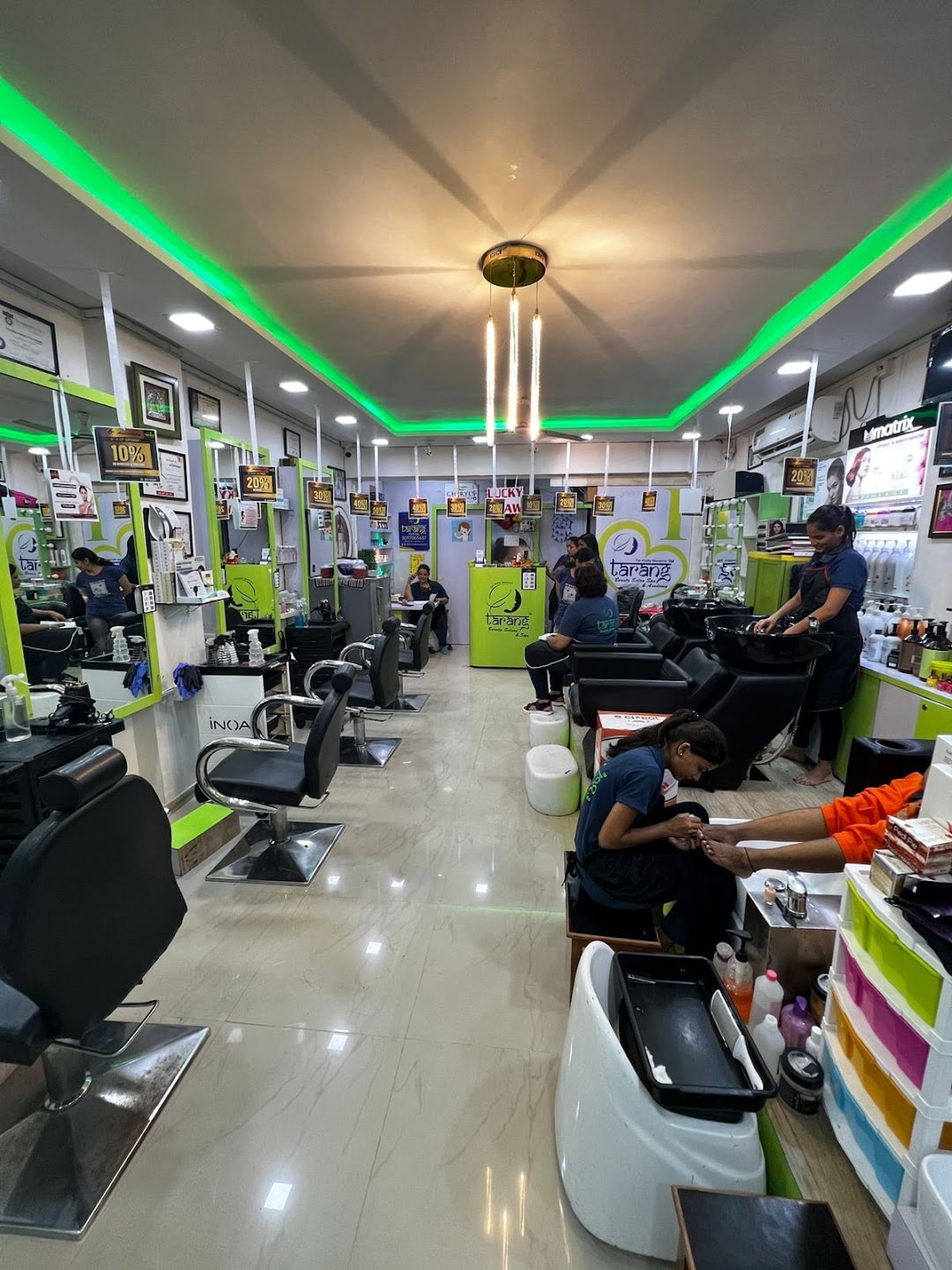 Salon Banner