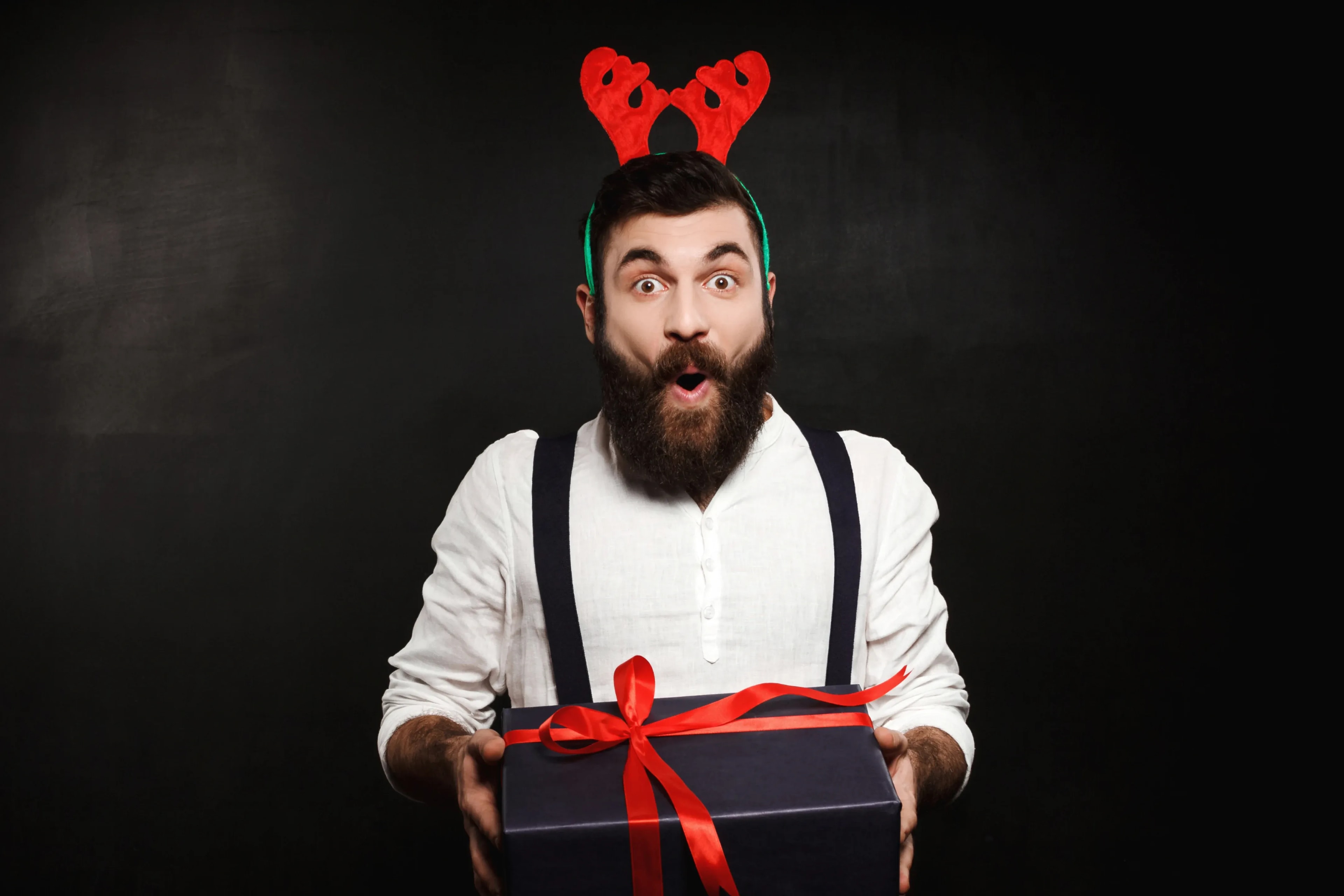 The_Retail_Blind_Spot_Why_Barbershops_Miss_70_of_Christmas_Gift_Sales_Opportunities_DINGG