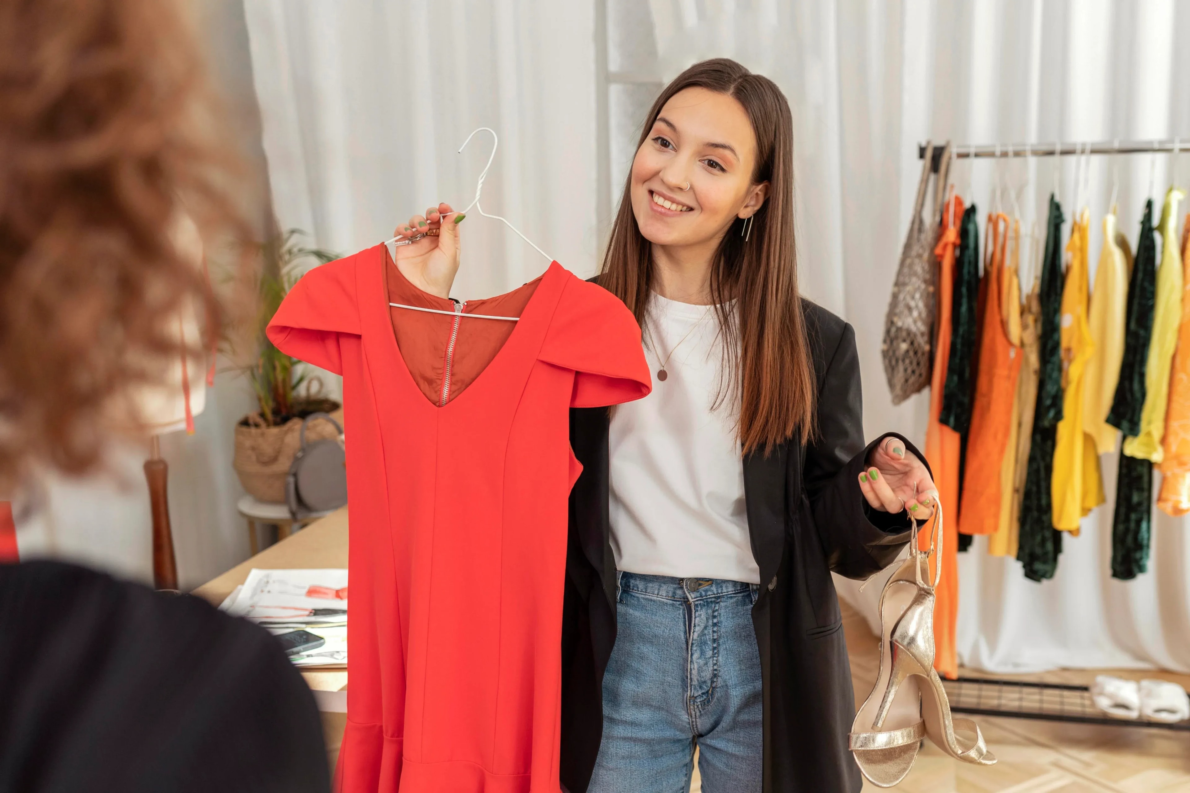 Why_Your_Stylists_are_Burning_Out_and_Leaving_Right_Before_Wedding_Season_DINGG