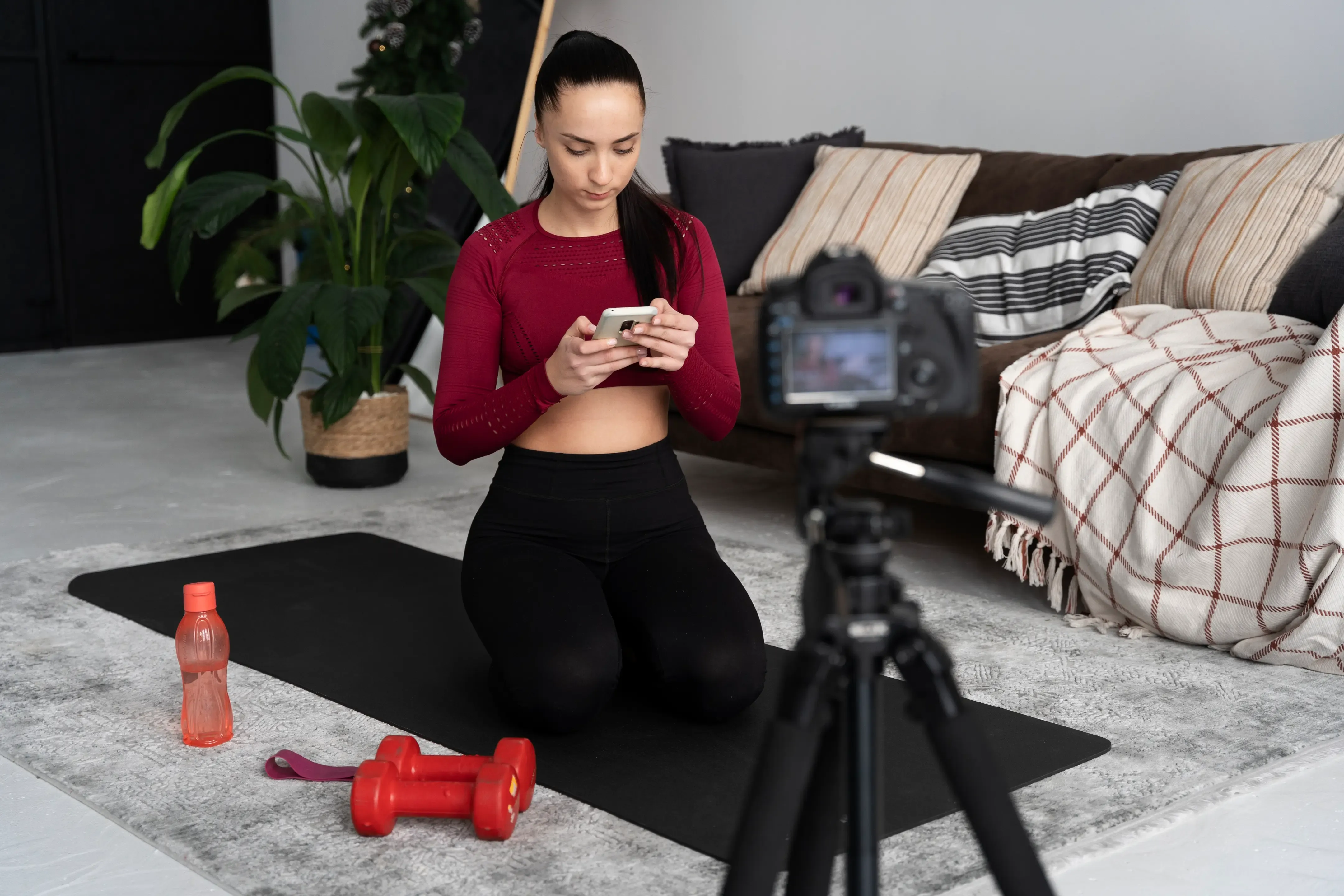 How_to_Use_Simple_Phone_Videos_to_Make_Your_Gym_the_Most_Trusted_in_Town_DINGG