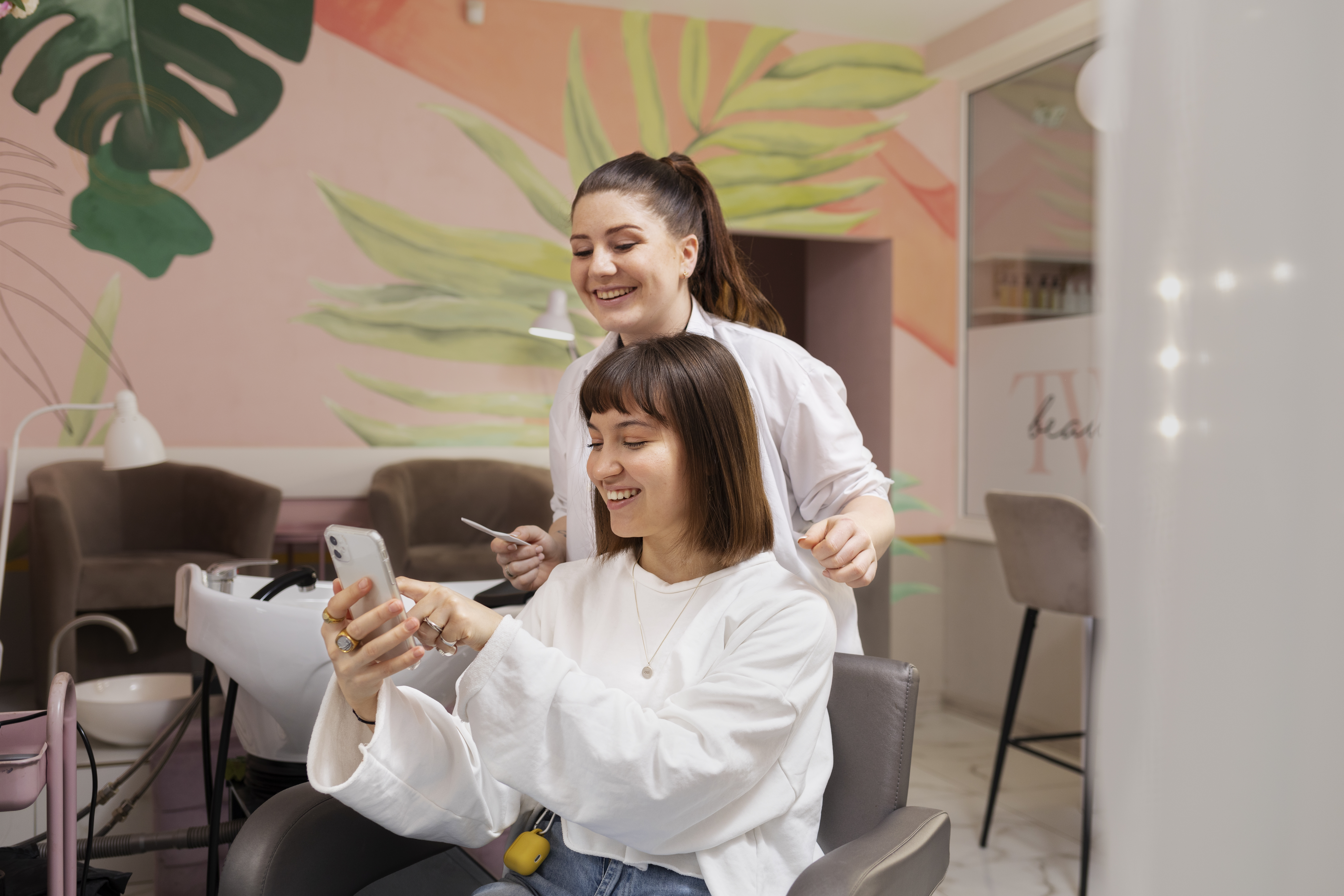 Personalized Messaging Actually Build Trust with Affluent Client