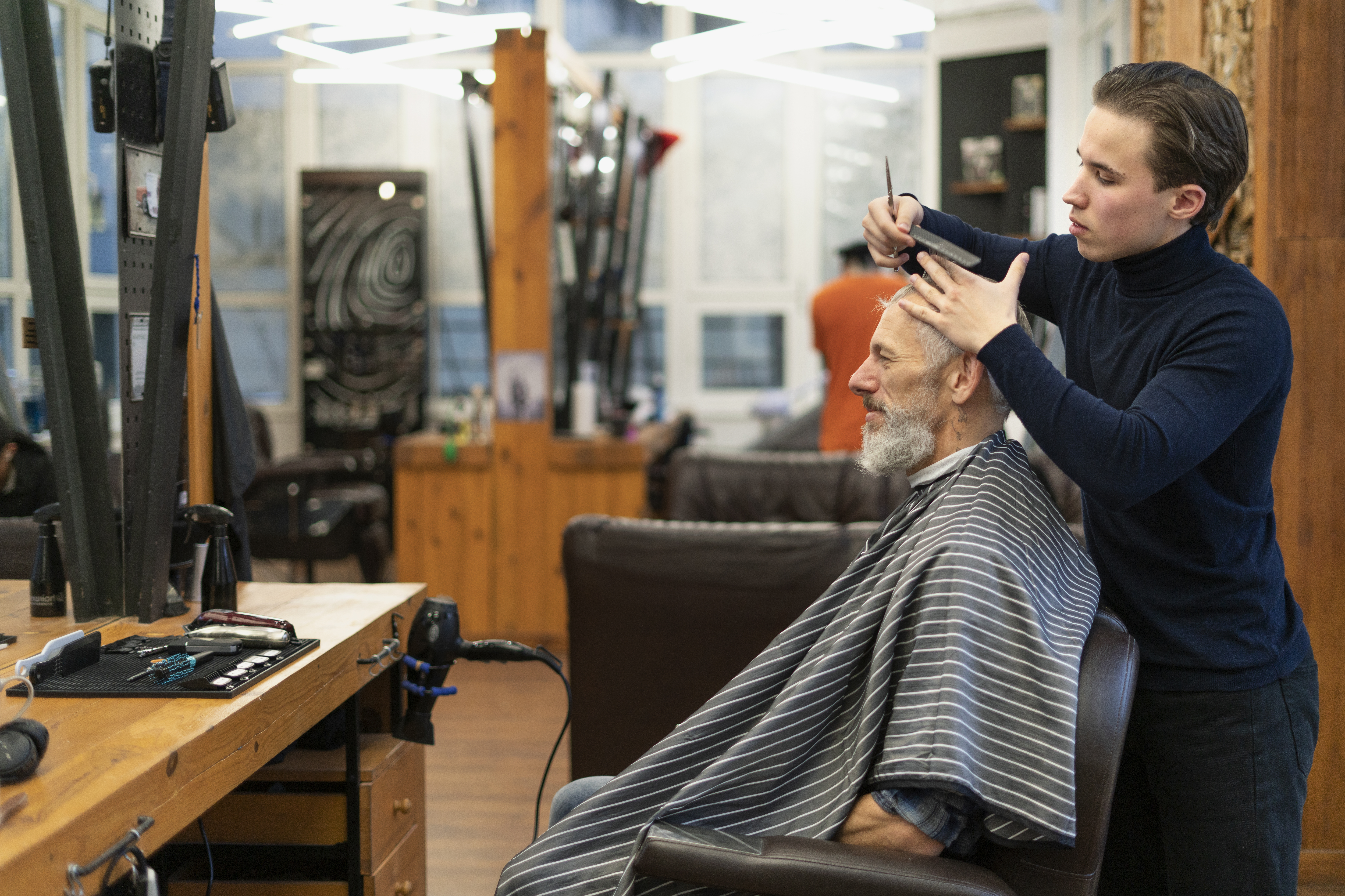 The Booming Salon Industry in India: Key Trends Every Owner Must Know